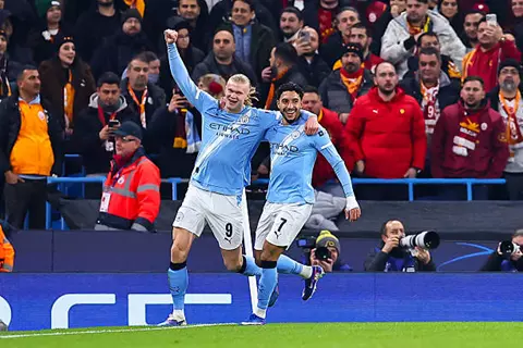 سر الرقم 60.. هالاند يتفوق على إنجاز ميسي التاريخي مع برشلونة